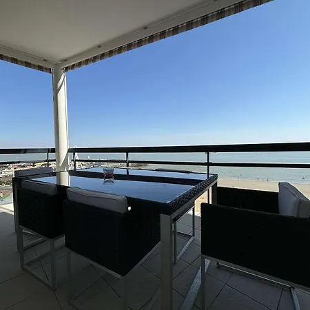 Pour 5 Personnes Avec Wifi Et Parking A - Fr-1-494-197 * Royan